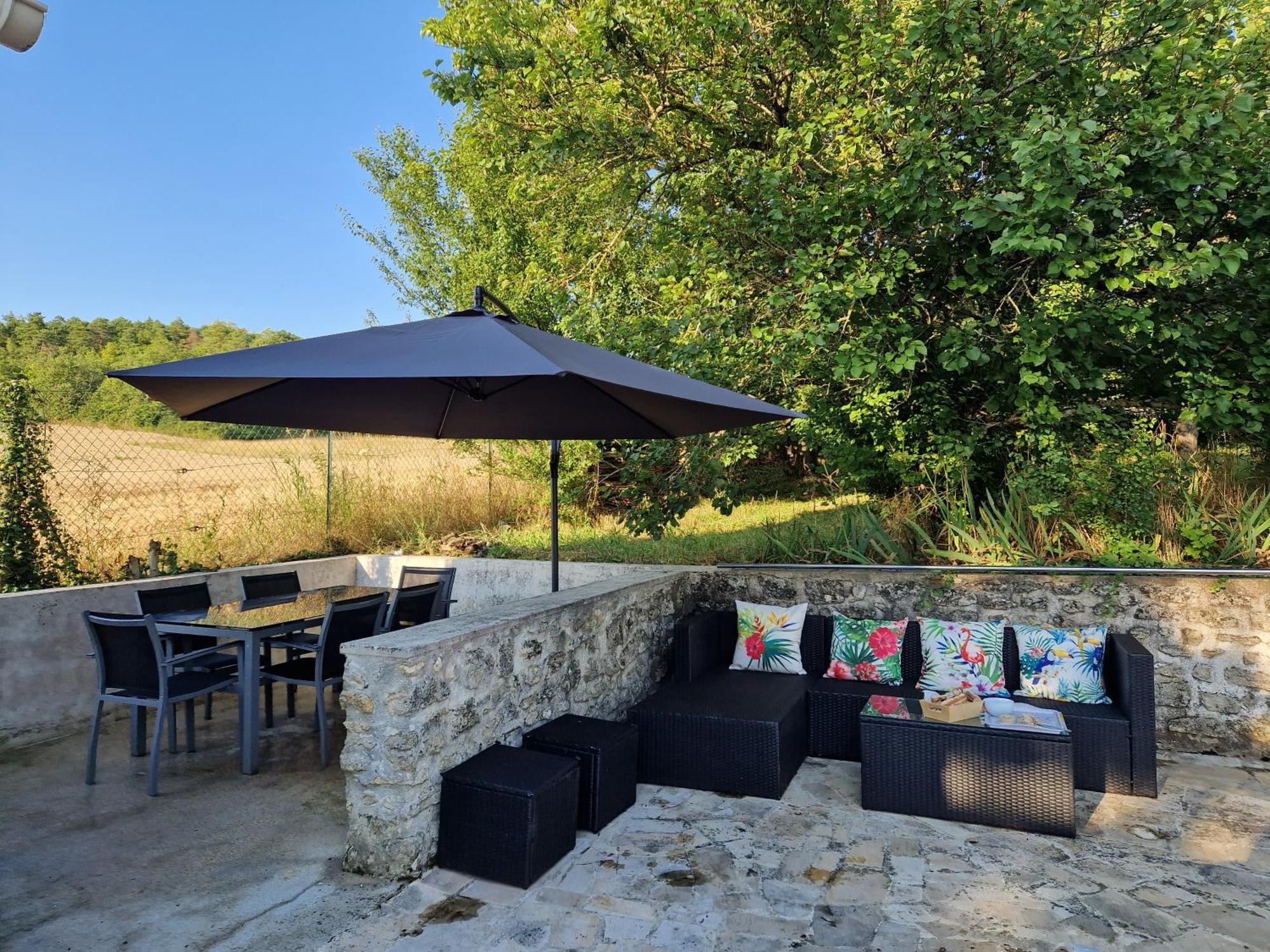 Le Relais Des Clefs - Au Calme Du Gatinais - Escapade A Deux - Terrasse Privee - Wifi - Offre Romantique Sur Demande Valpuiseaux Exterior photo